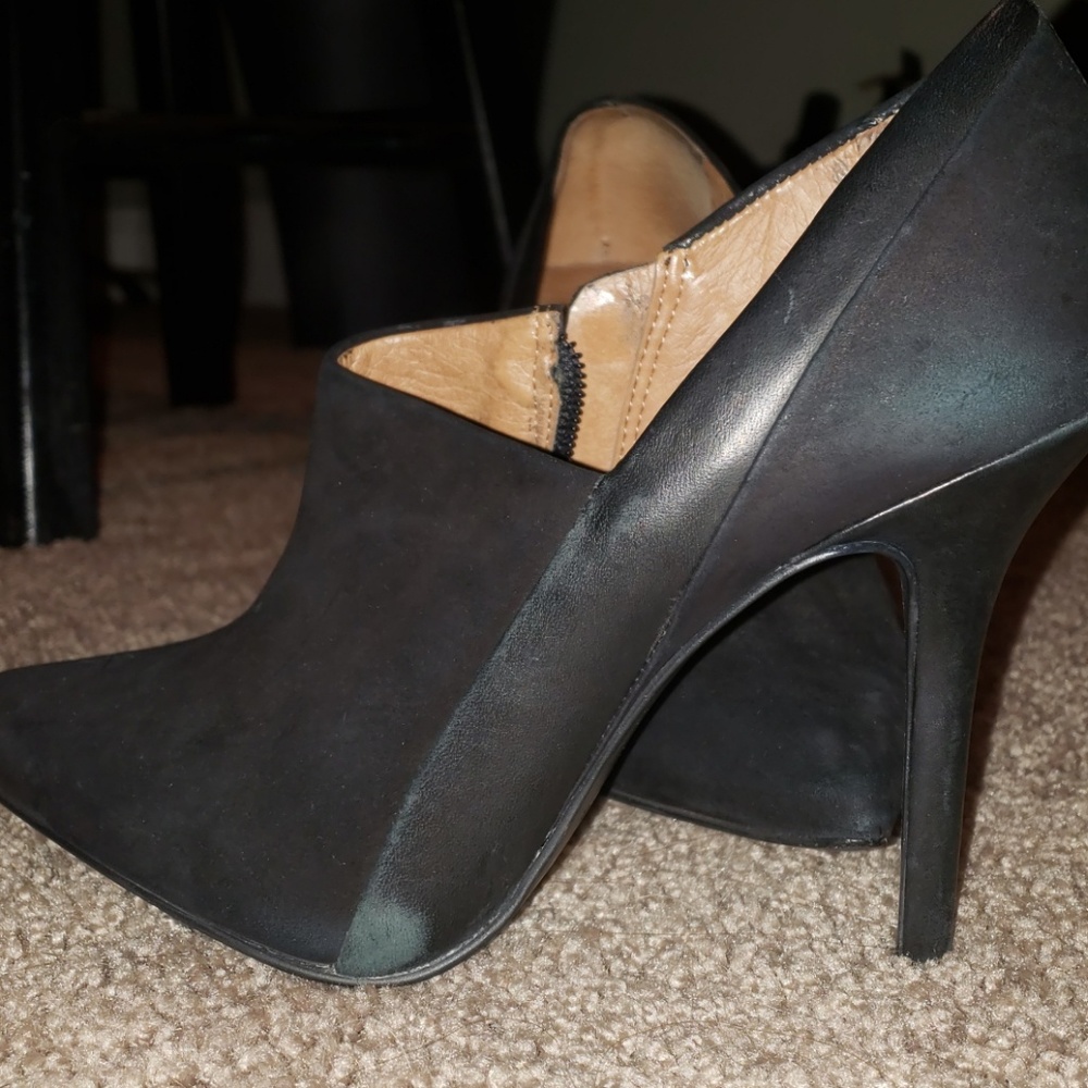 EUC high heeled booties - Picture 2 of 4